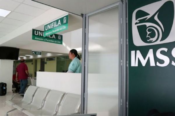 Testimonio de la Adquisición de equipo y mobiliario médico, 2019, para el IMSS